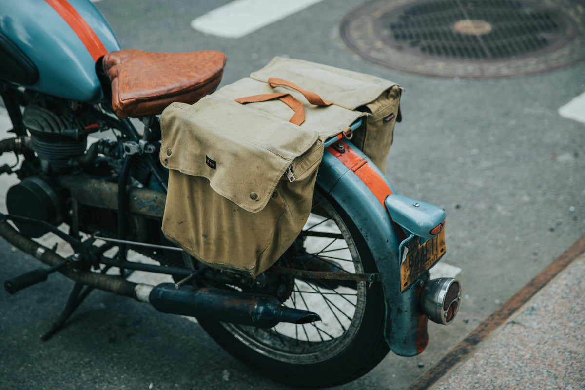 Sacoche moto qui bouge : causes et solutions Image